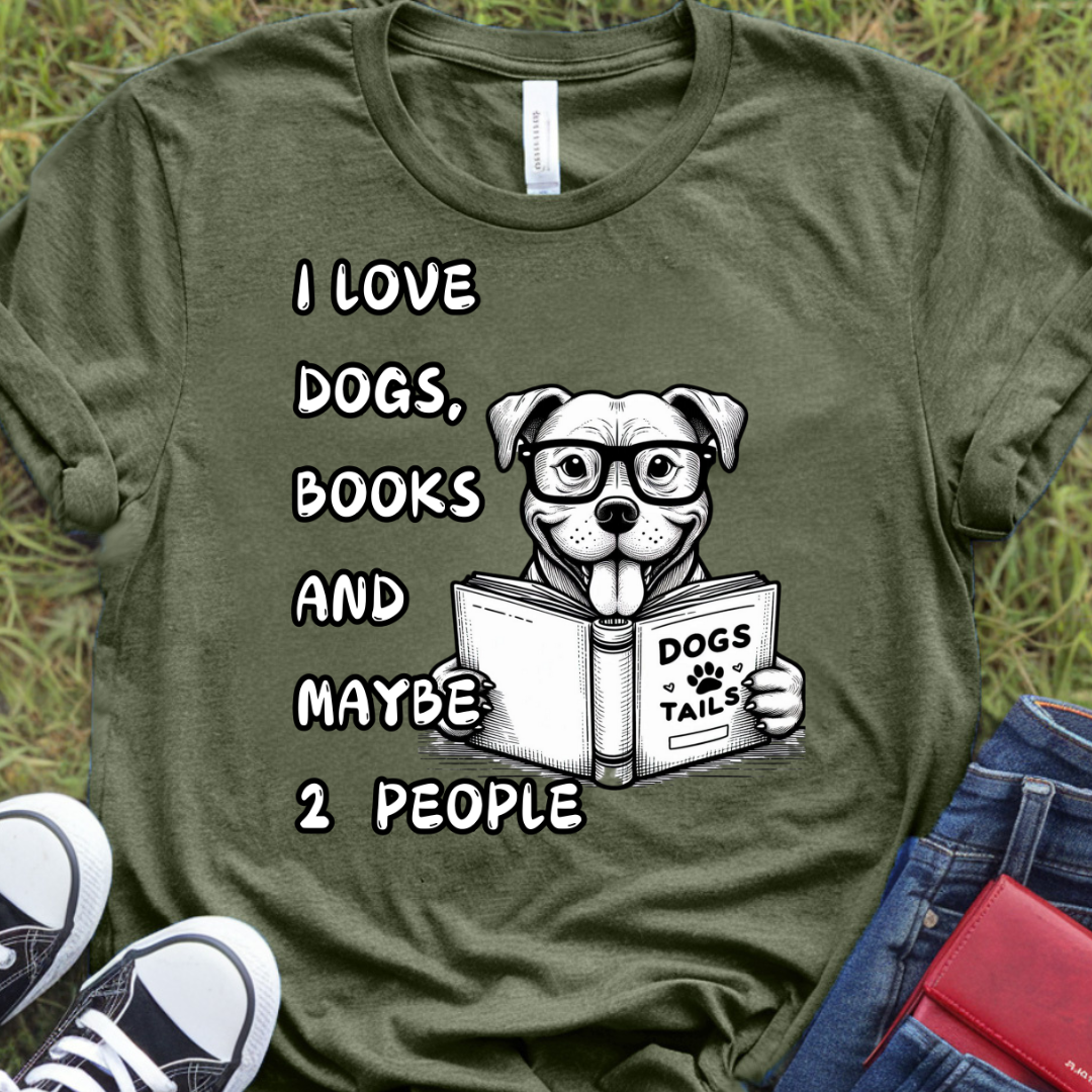 I love dogs, books, and maybe 2 people Pit